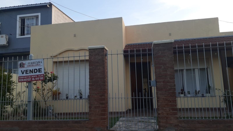 CASA EN VENTA