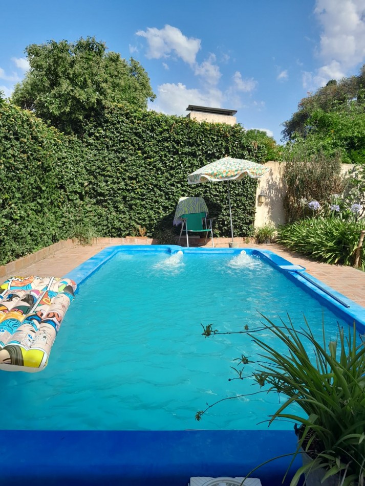Estupenda y amplia casa en venta