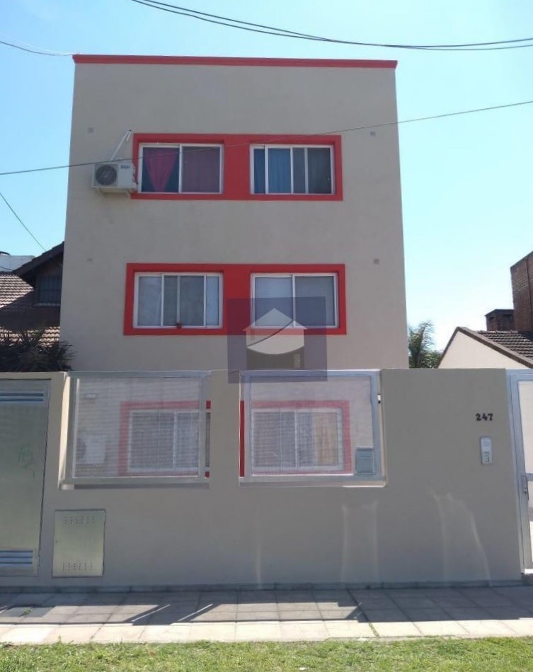 DEPARTAMENTO EN VENTA CAMILO ACOSTA PILAR