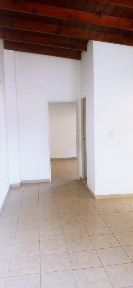 DEPARTAMENTO EN ALQUILER PIEDRA BUENA 1115 BARRIO LOS TRONCOS