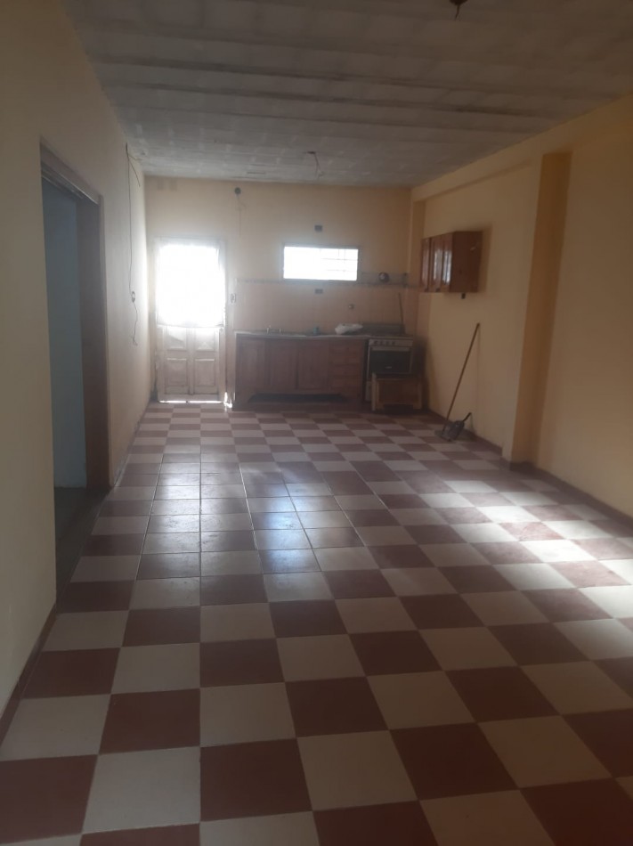 CASA A LA VENTA EN CALLE SALTA 1397 ESQUINA MISIONES