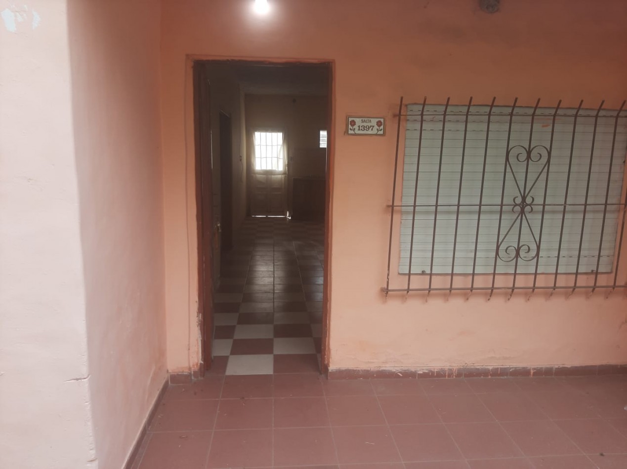 CASA A LA VENTA EN CALLE SALTA 1397 ESQUINA MISIONES